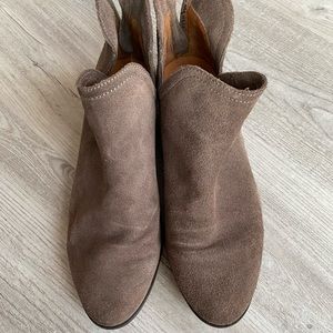 Kenneth Cole Reaction Size 8 ankle booties gray